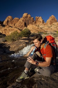 how does lifestraw work